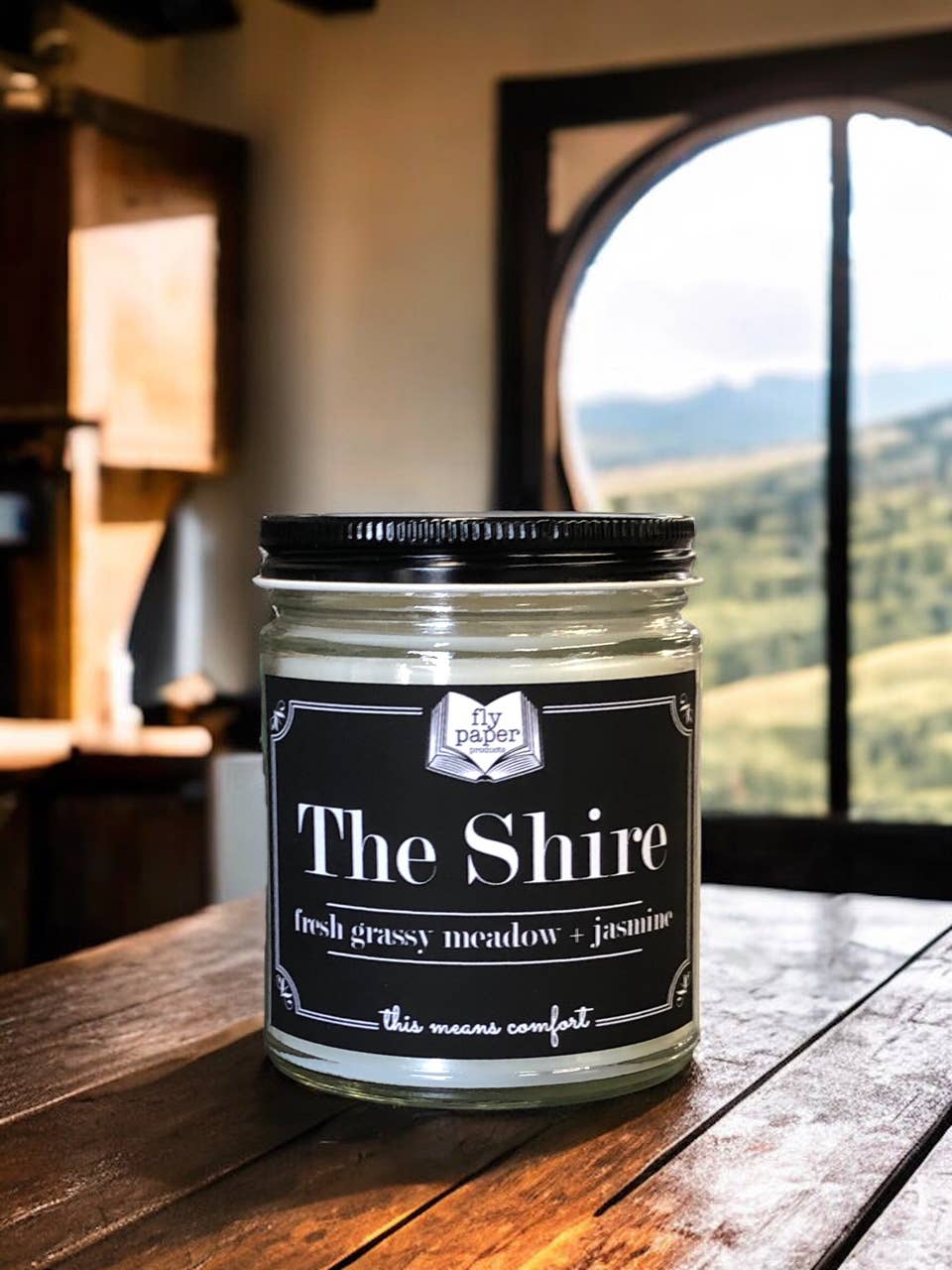 The Shire 9oz Candle Wild Honeysuckle + Jasmine