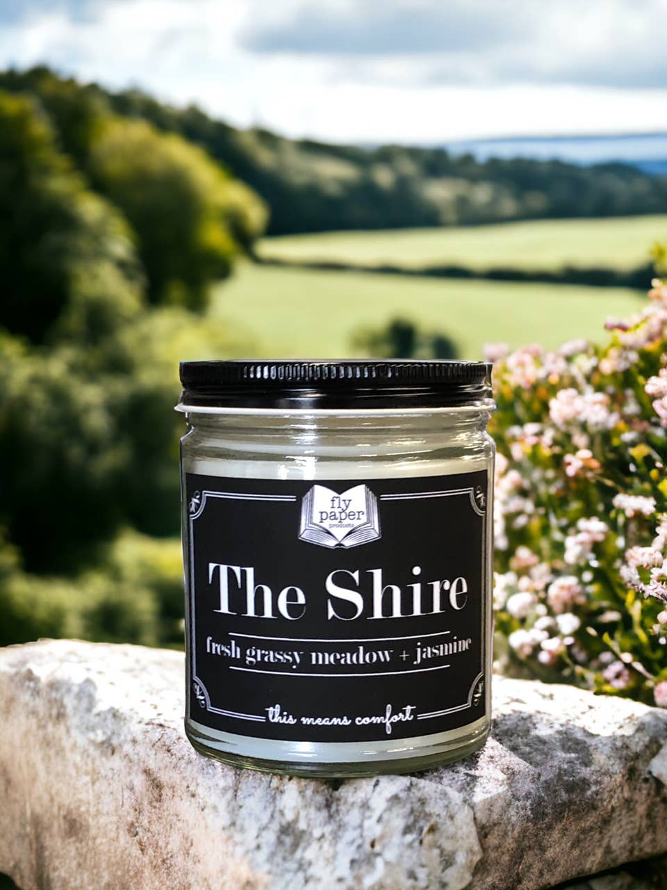 The Shire 9oz Candle Wild Honeysuckle + Jasmine
